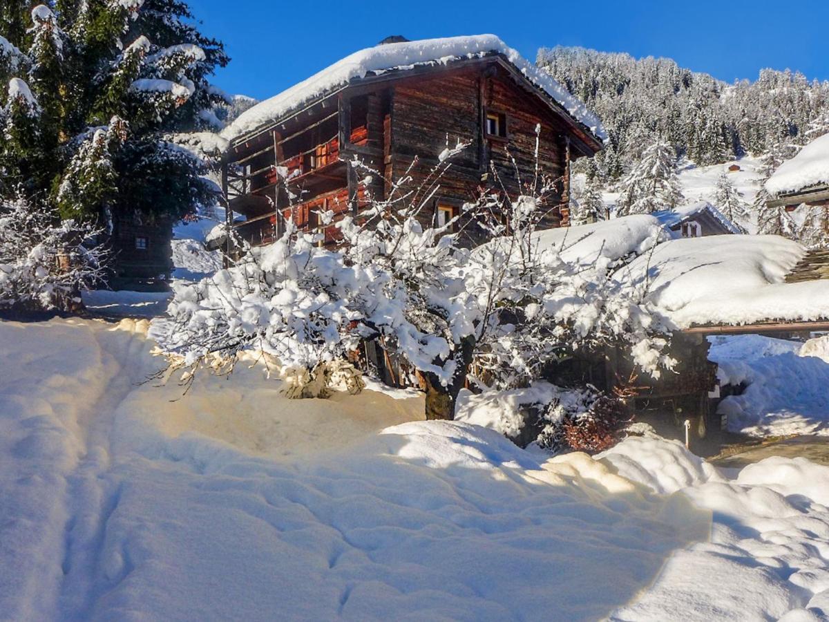 Happiness Only! Villa Bruson Luaran gambar